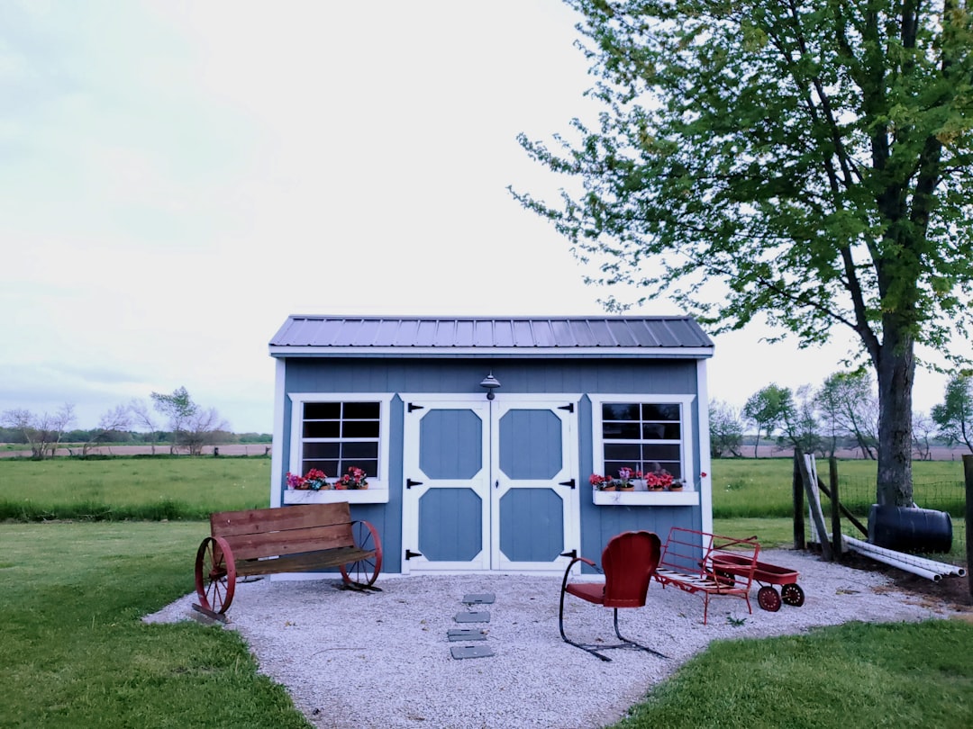 Geisoleerd tuinhuis maakt tuin het hele jaar bruikbaar en comfortabel