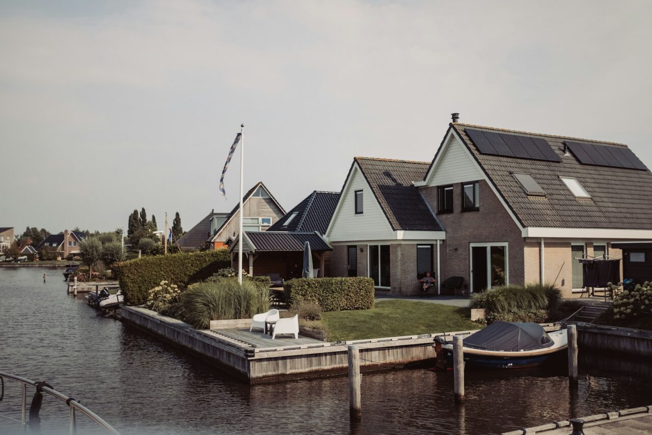 Waarom een huis vol opbergsystemen zelden echt opgeruimd is